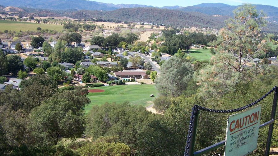 Hidden Valley Lake GC: #15