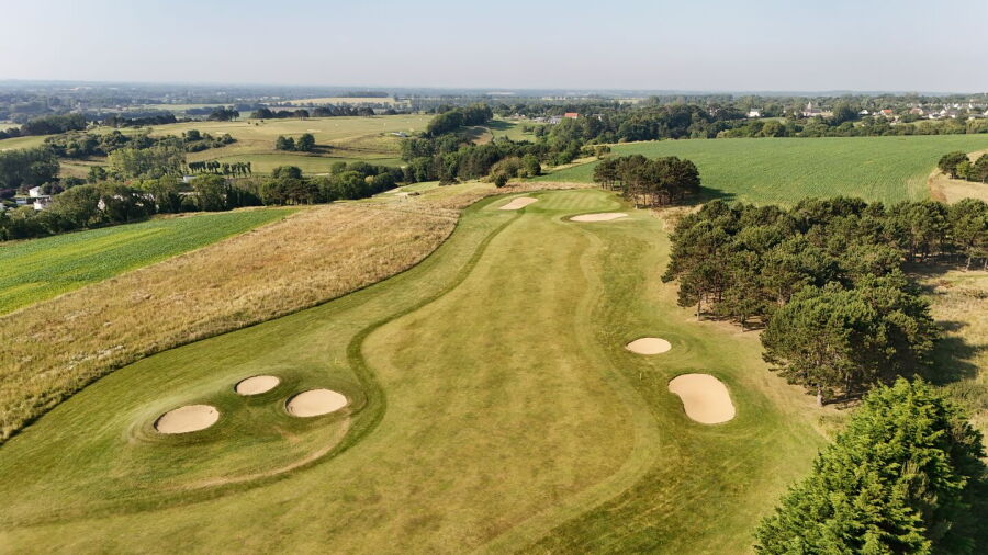 Omaha Beach Memorial GC - Eisenhower: #16