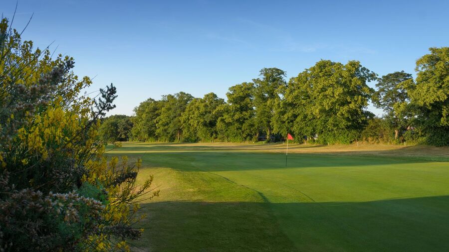 Old Fold Manor GC: #16