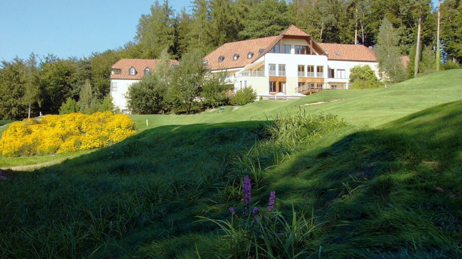 LaLargue Golf Resort