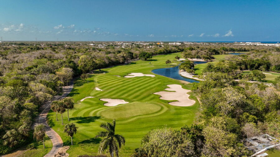 Gran Coyote Golf: Aerial