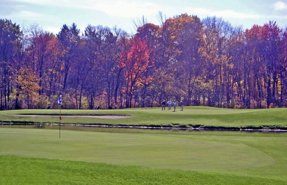 Stanley Golf Course Blue/White in New Britain, Connecticut, USA