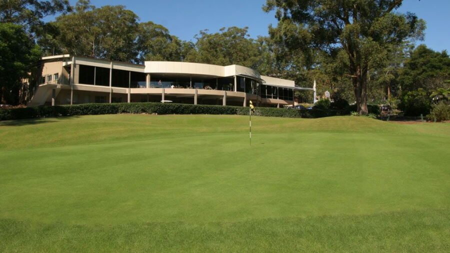 Gosford GC: #18