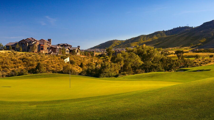 GC at Ravenna: #18 & clubhouse