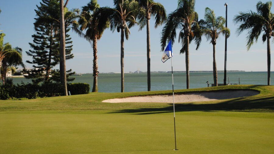Isla Del Sol GYCC