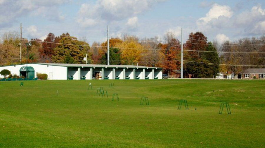 Gray Eagle GC: driving range