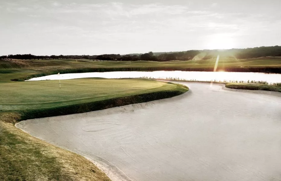 Sporting Club Berlin Scharmuetzelsee – Stan Eby