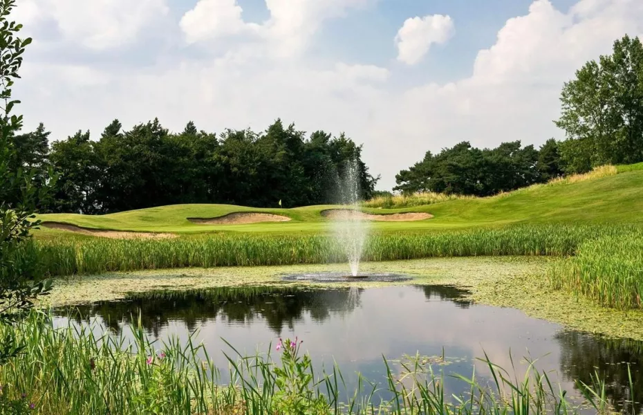 Tracy Park Hotel & CC