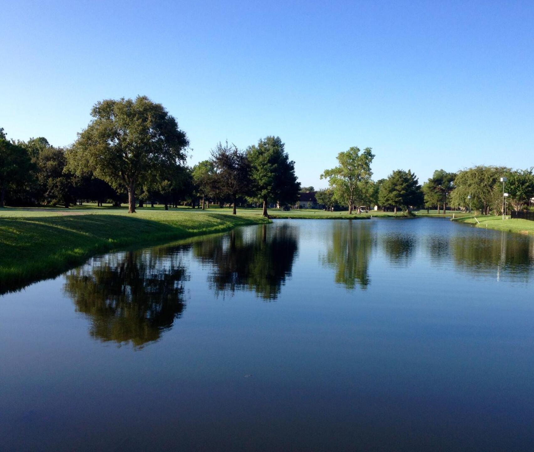 Water hazard on #2 (Photo submitted by cir33ww on 10/15/2016)