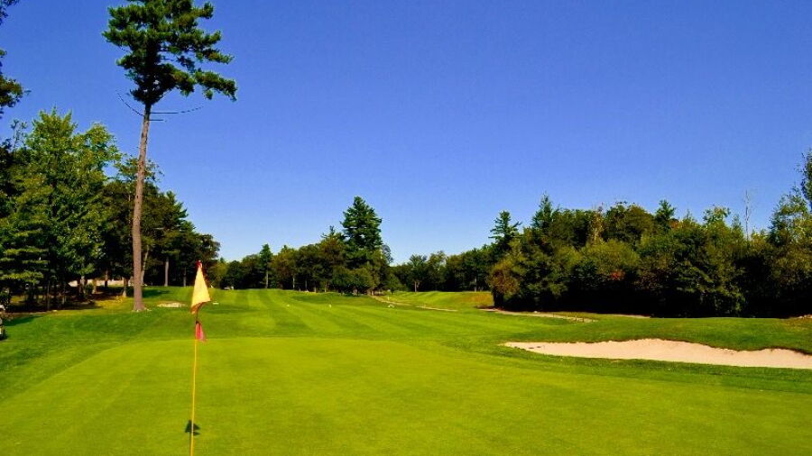 Breakfast Hill GC: #12