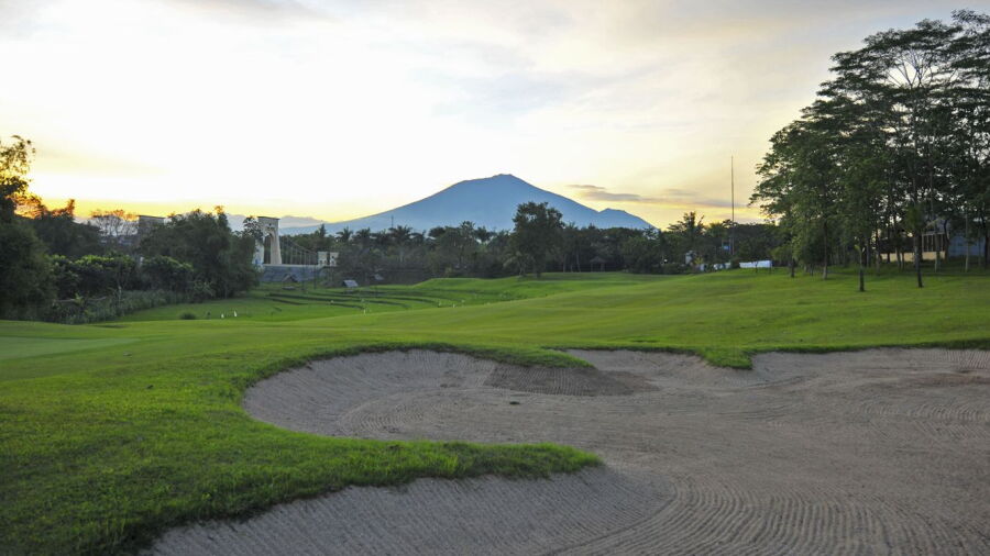 Araya Golf & Family Club