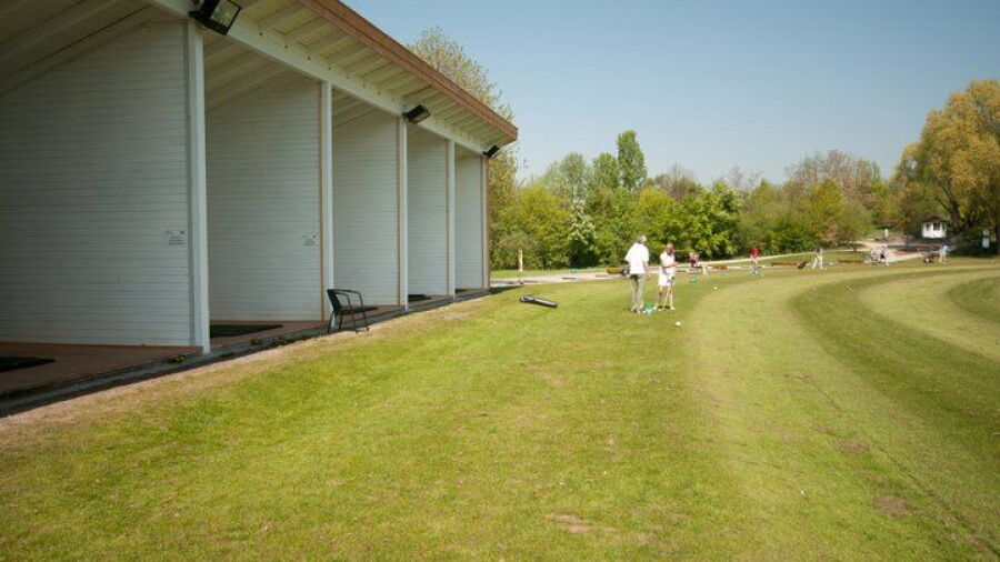 Muenchen Aschheim GP: driving range