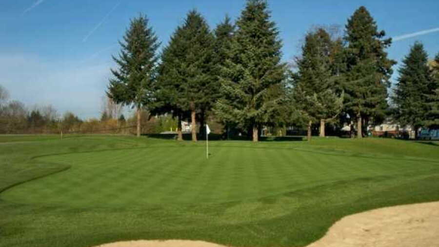 Eighteen Hole at Riverbend Golf Complex: #6