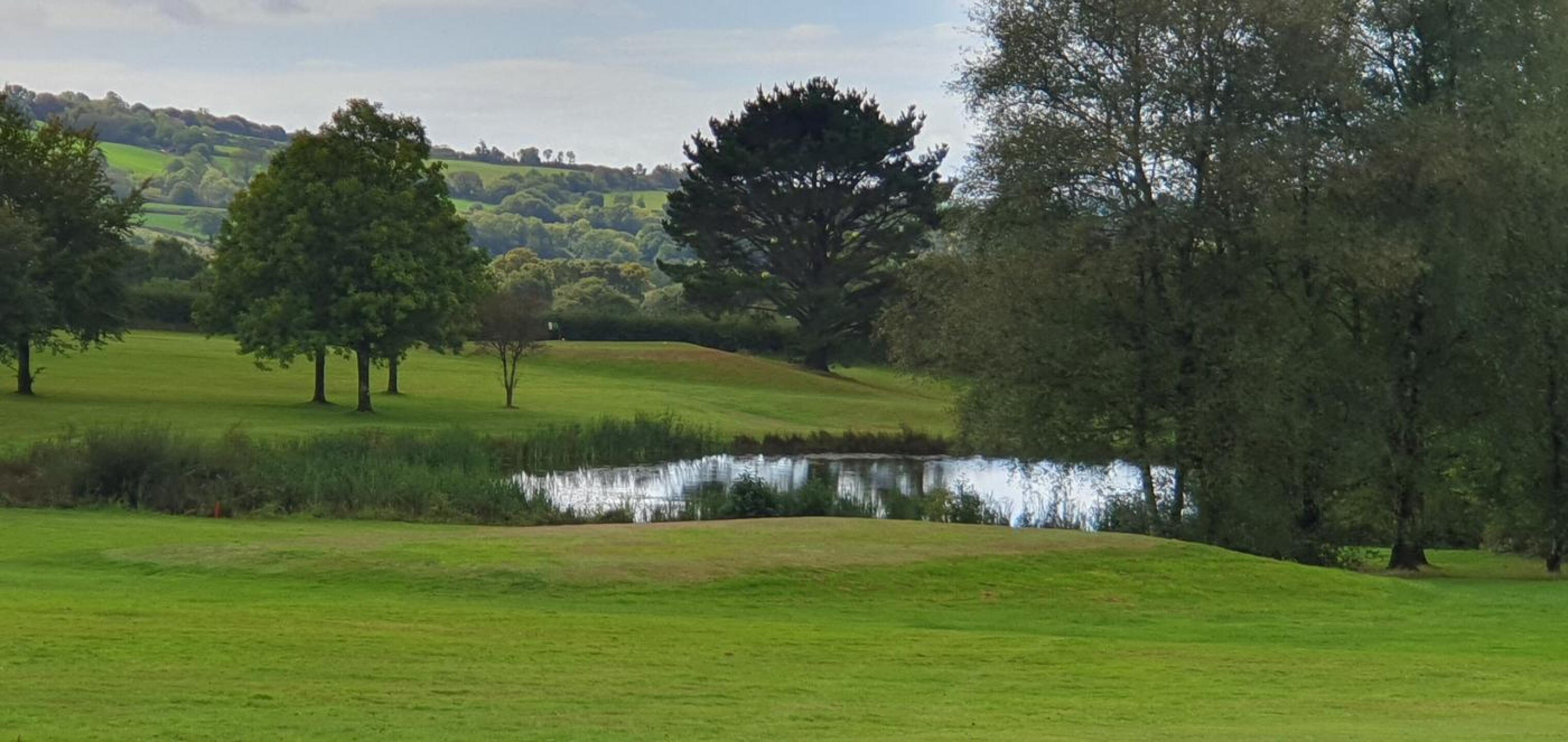One of the lakes on a par 5 (Photo submitted by 1Ghn5cDyUHdZJhx7fRar on 09/16/2026)