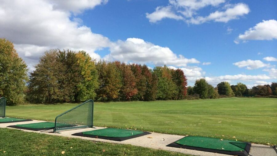 Crumlin Creek GC: Driving range