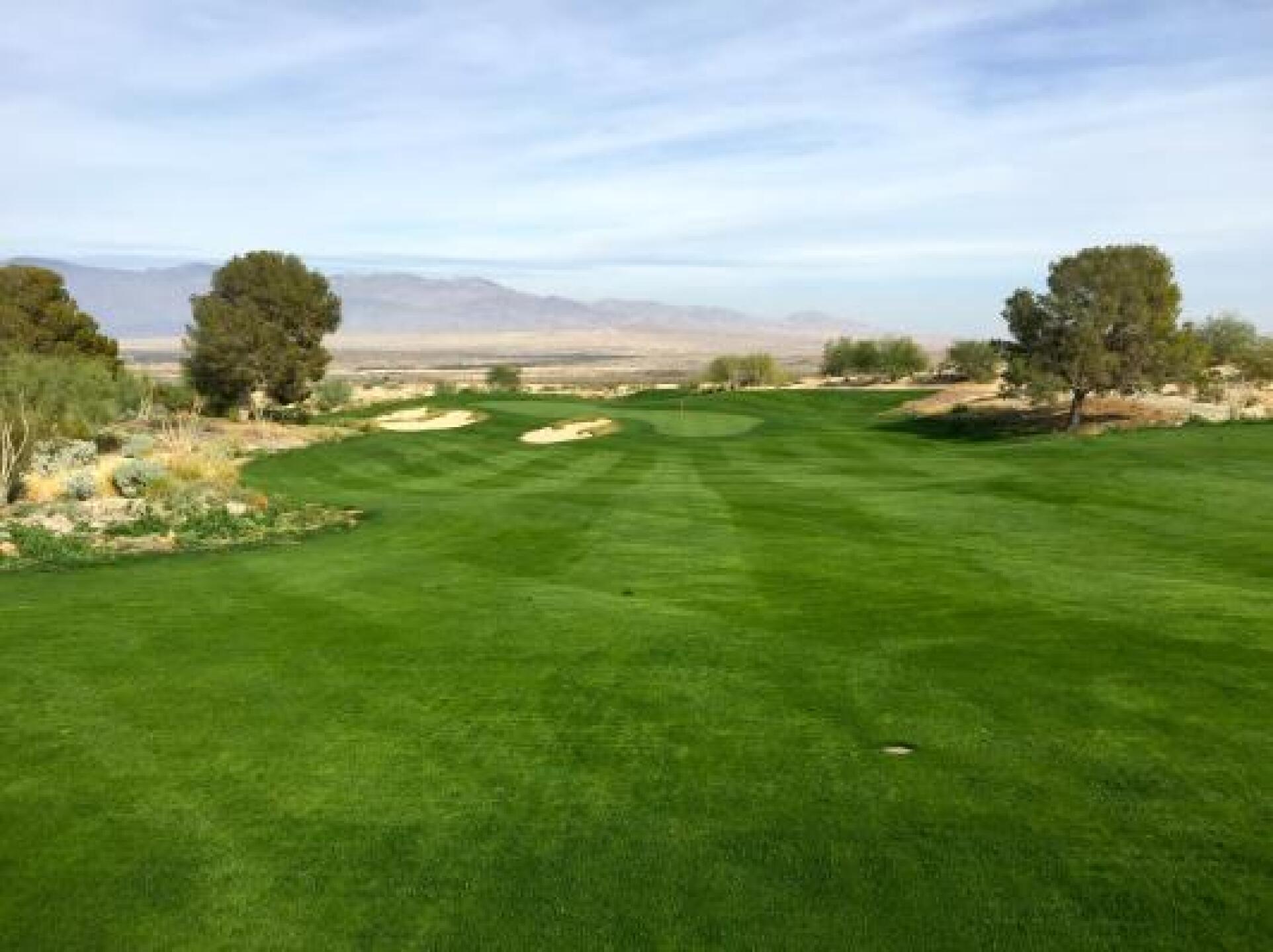 Par 3 9th (Photo submitted by wabuson on 12/23/2014)