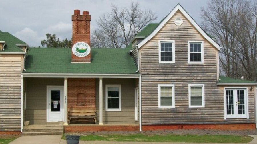 Uwharrie GC: clubhouse