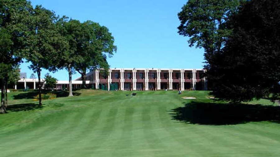 Glen Oaks Club