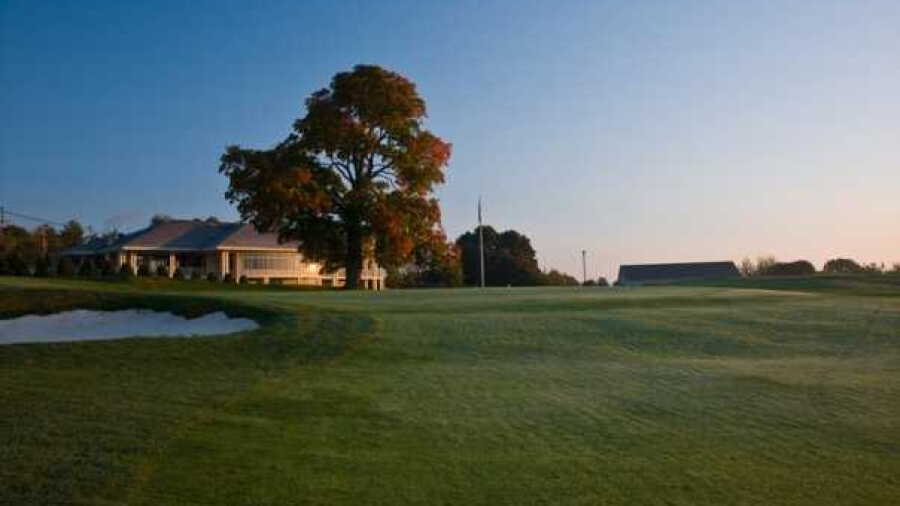 Penobscot Valley CC: #18 & clubhouse