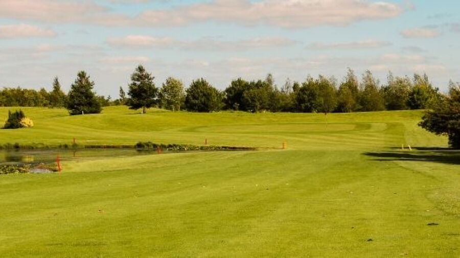 Witney Lakes Resort