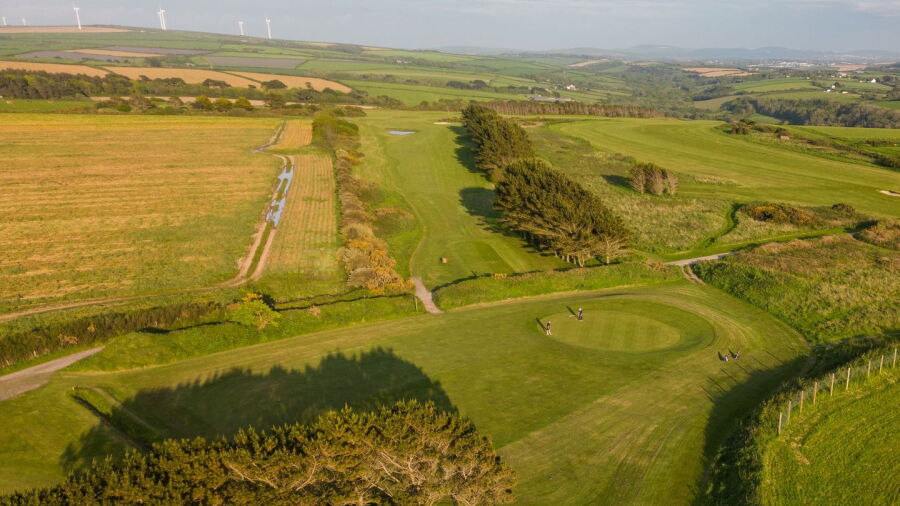 Mawgan Porth GC: #3, #4