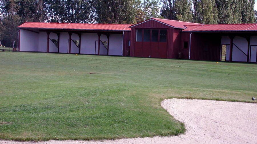Neuhof GC: driving range