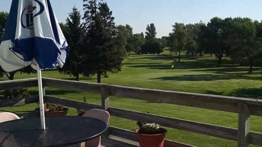 Pioneer Town & CC