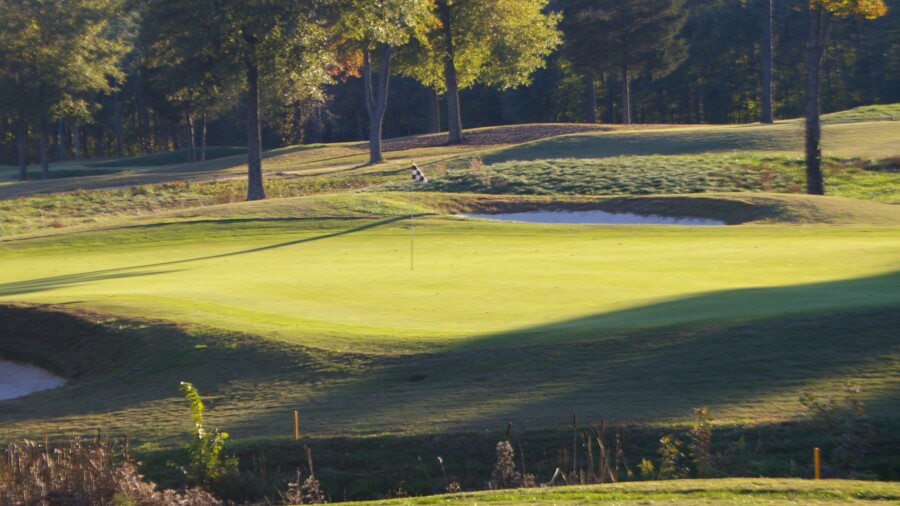 Hunting Hawk Golf Club - hole 10