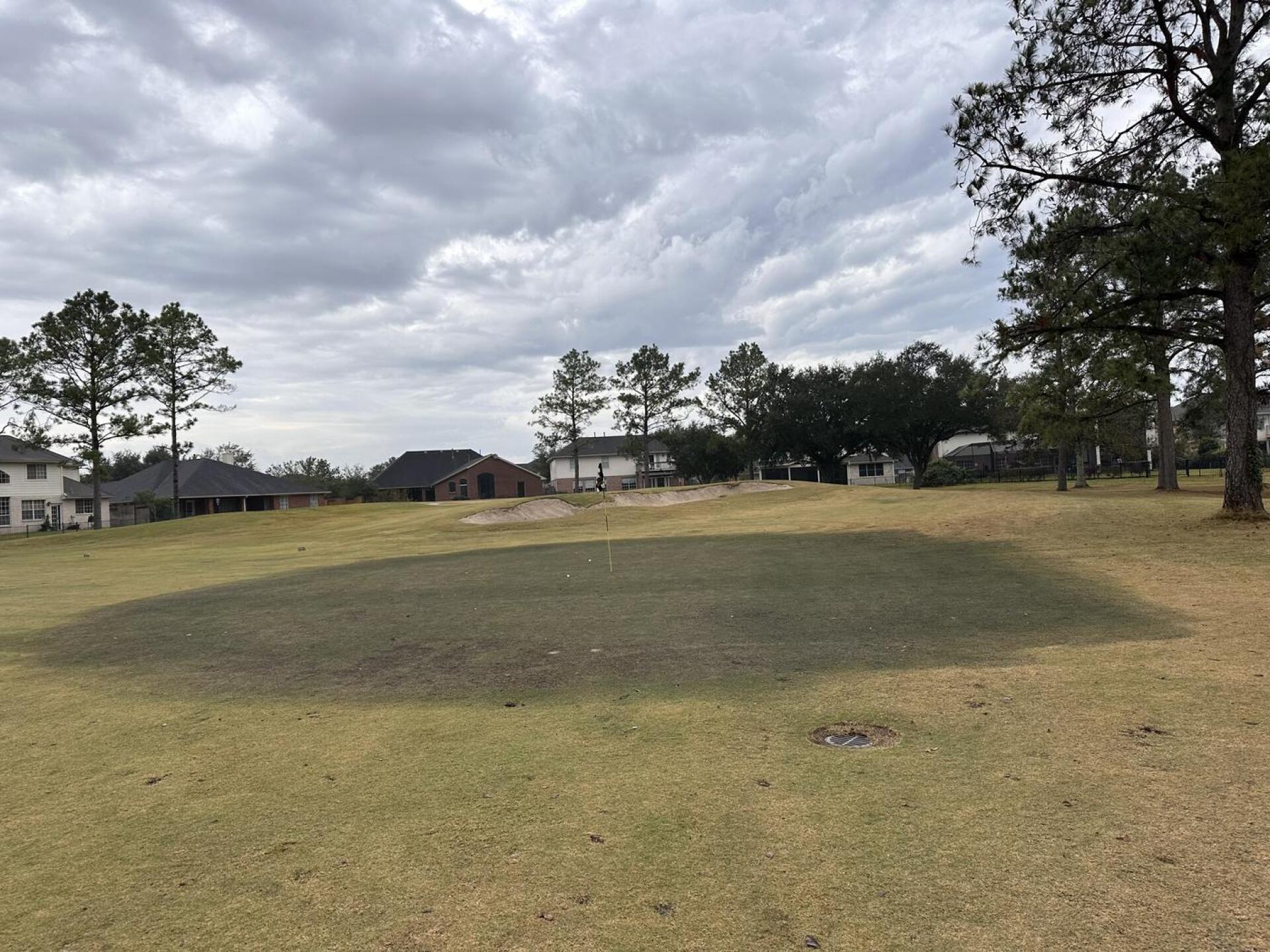 green is spray painted onto the fairway ??? (Photo submitted by wiyapfqhkK6Q87X8GaVg on 12/08/2024)