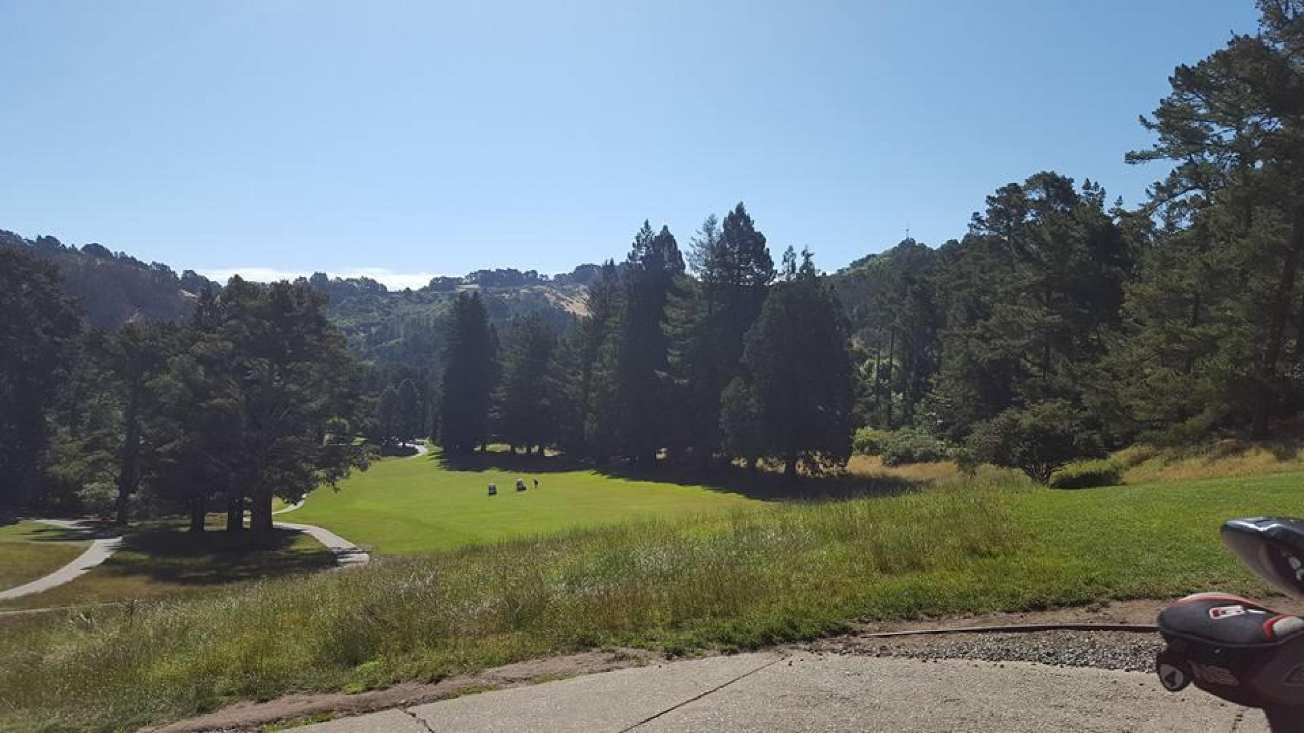 Looking back at 1st fairway from the 1st green (Photo submitted by markjc12 on 06/20/2016)