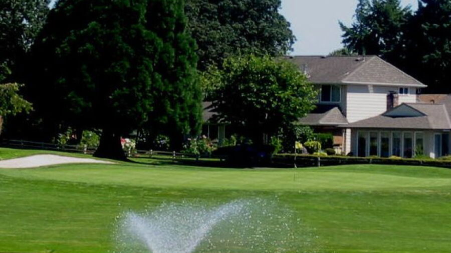 Summerfield GCC: Clubhouse & #9
