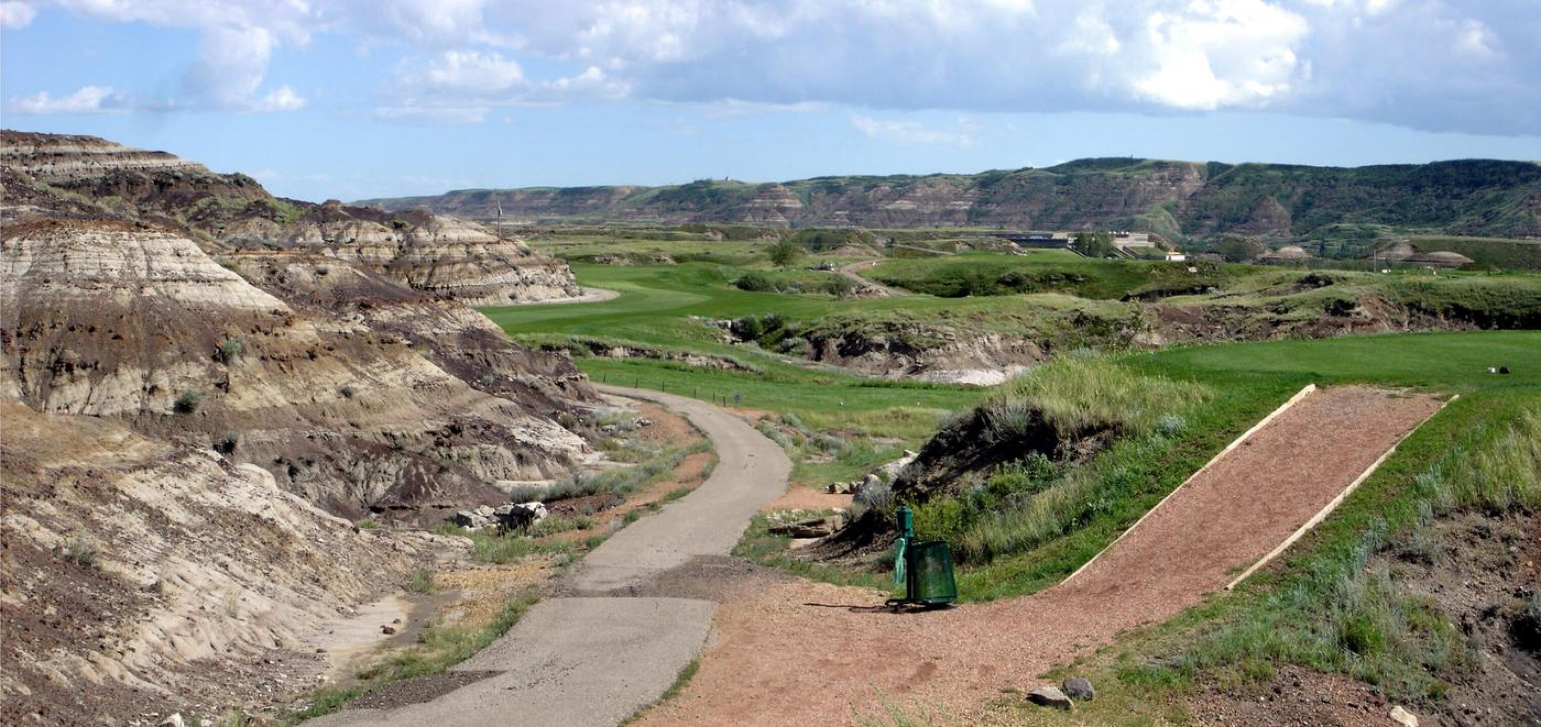 Dinosaur Trail G&CC, Hole 11, Par 4, 320 yds (Photo submitted by DYakimec on 03/29/2017)