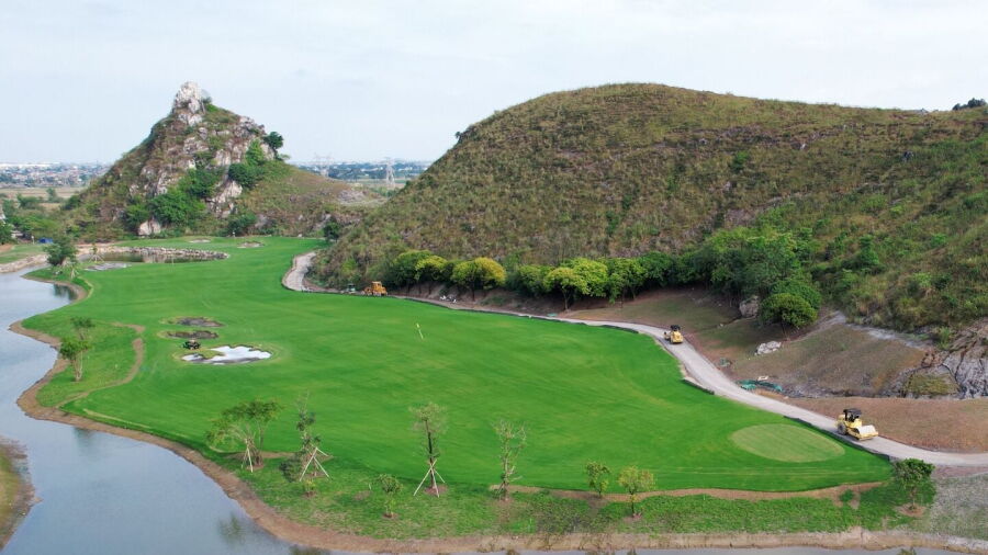 Legend Valley CC - South: #9