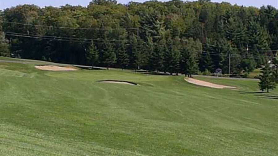 Golf du Moulin Laflamme: #9