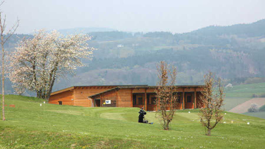 Maria Taferl GC: Driving range