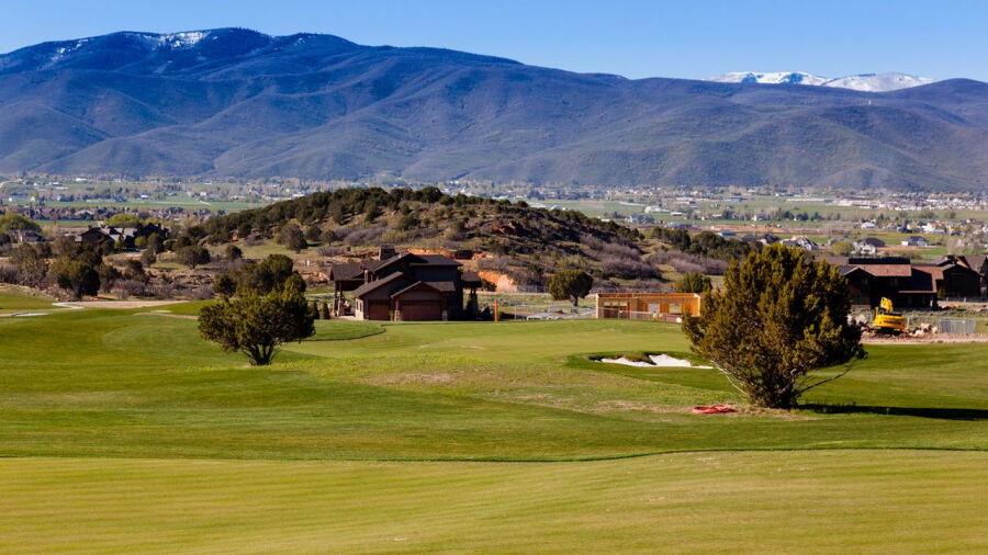 Red Ledges GC - 12-Hole Golf Park