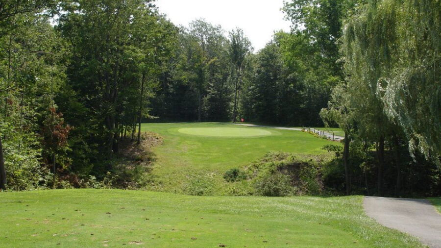 Rolling Acres GC: #15