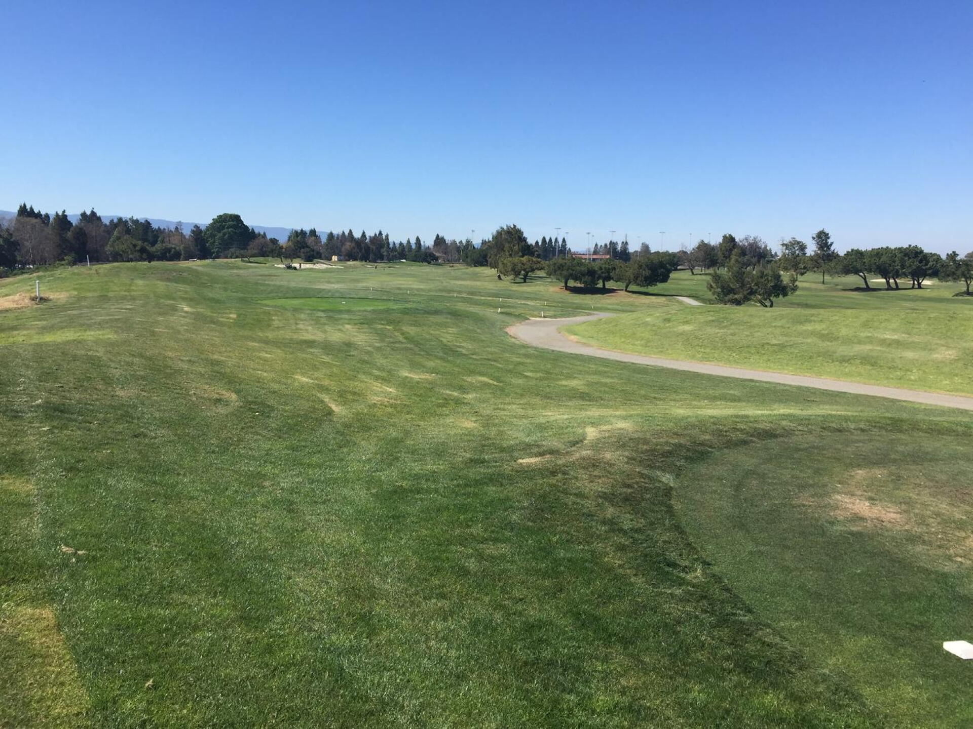 #16 par 5 (Photo submitted by John1161807 on 05/02/2015)
