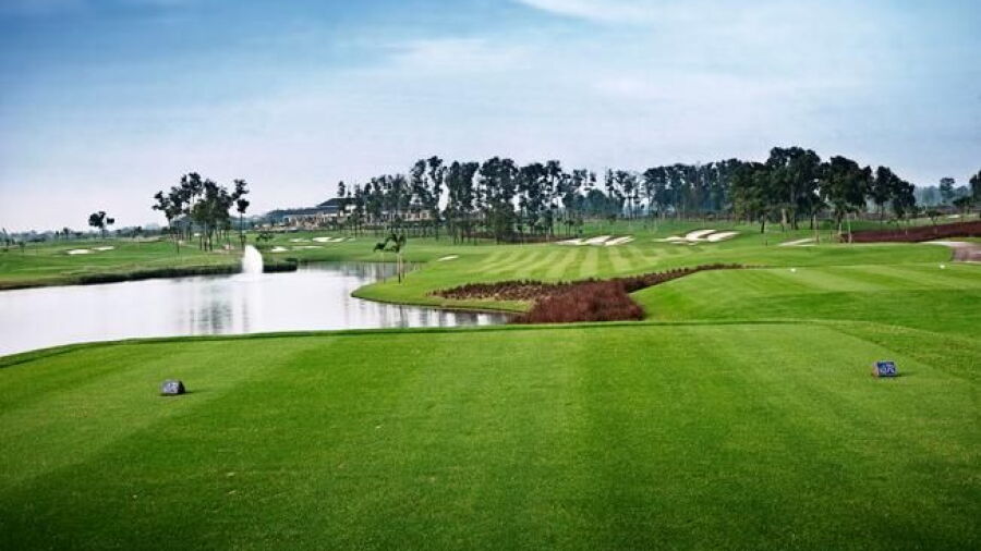 Royale Jakarta GC