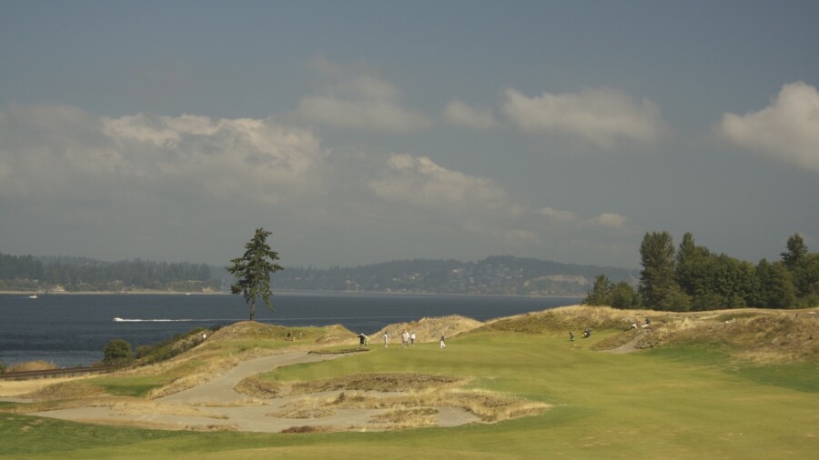 Chambers Bay golf course - hole 2