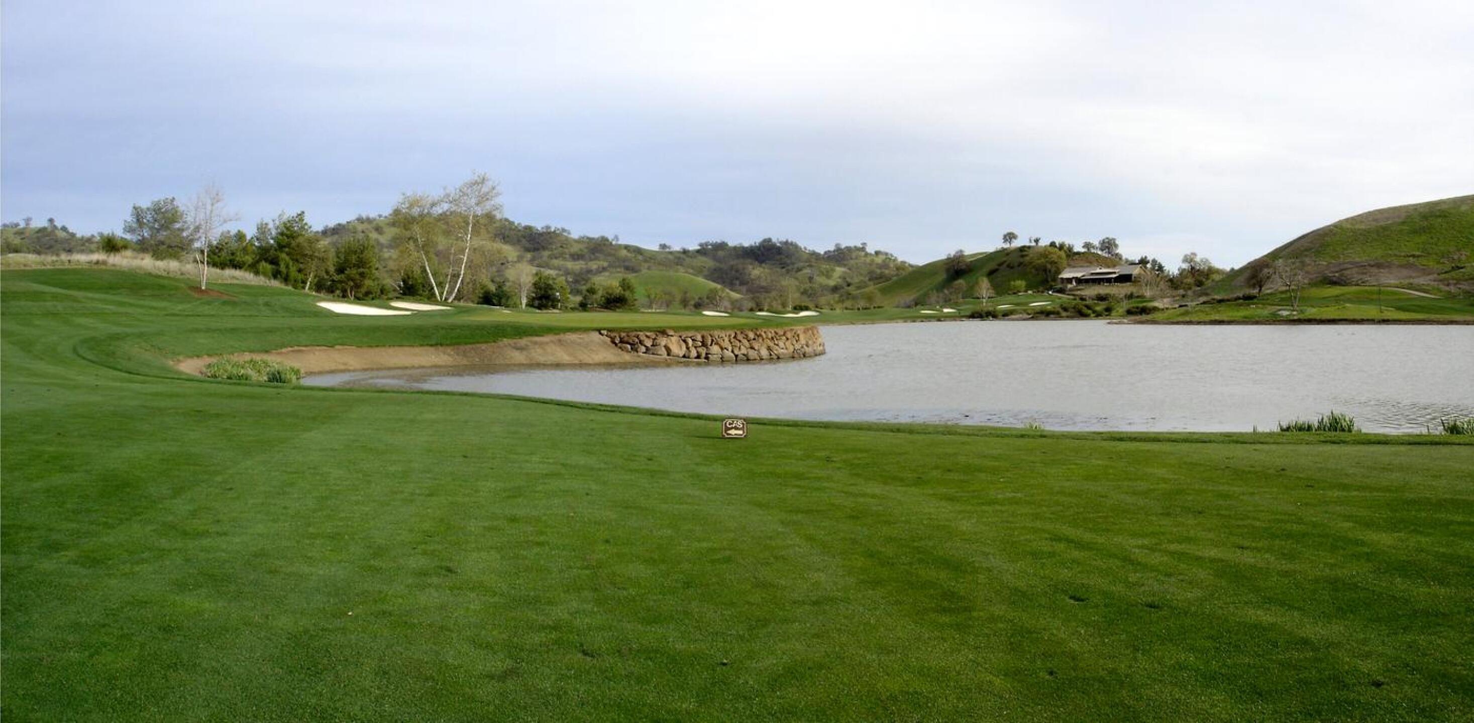 Yocha Dehe GC, Hole 17, Par 5, 565 yds, 120 yds out (Photo submitted by DYakimec on 03/18/2020)