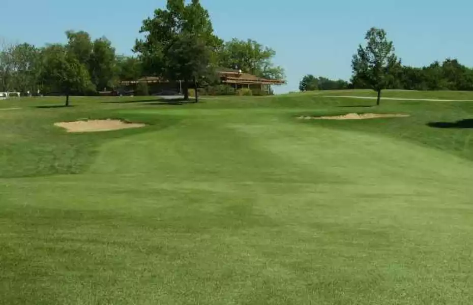 Sunflower Hills GC: #18