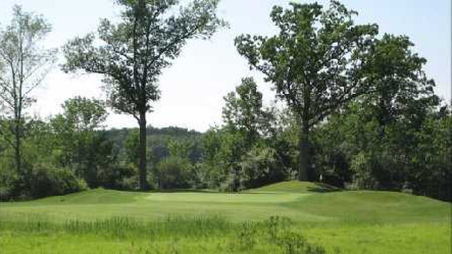 The Majestic At Lake Walden GC