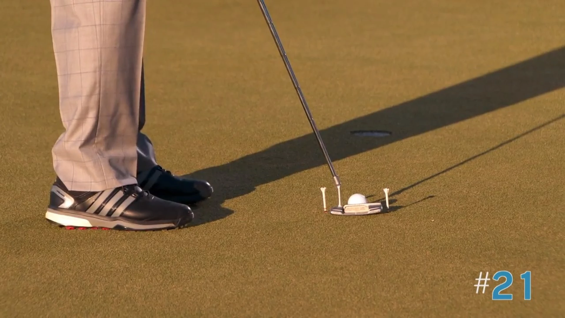 Tip 21 - Mark O'Meara - Putt Between Tees