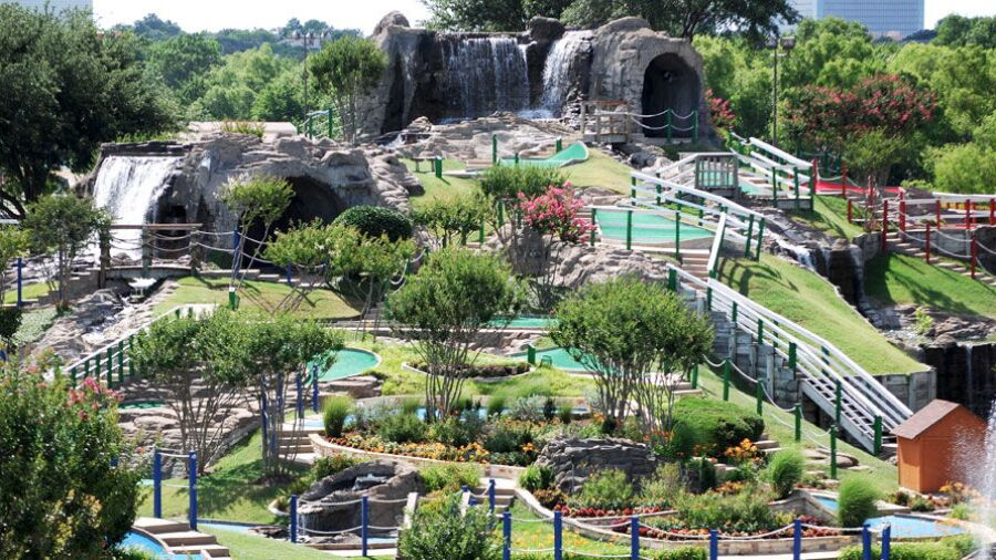 TopGolf Dallas - Mini Golf
