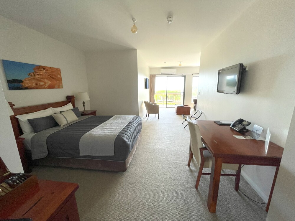Lost Farm Lodge - room