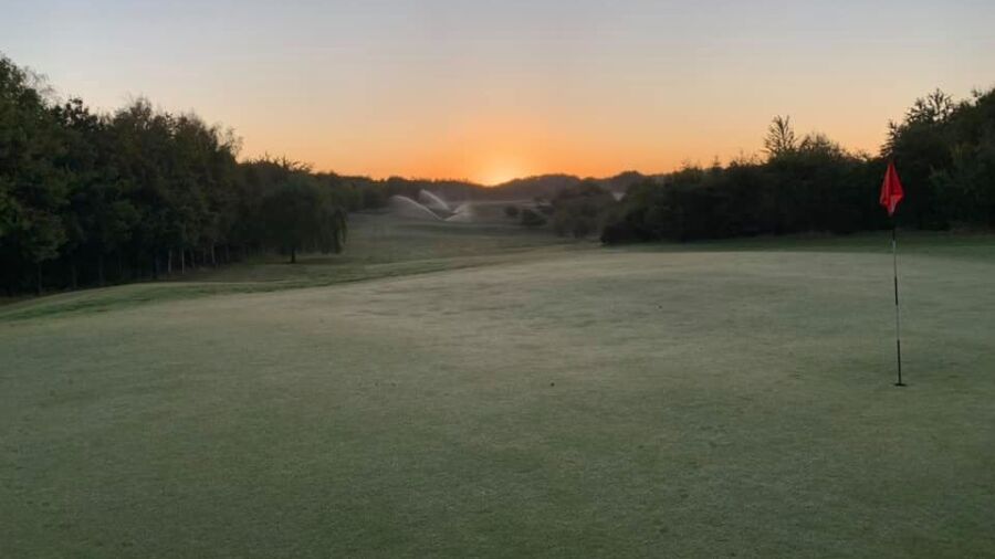 Greys Green GC