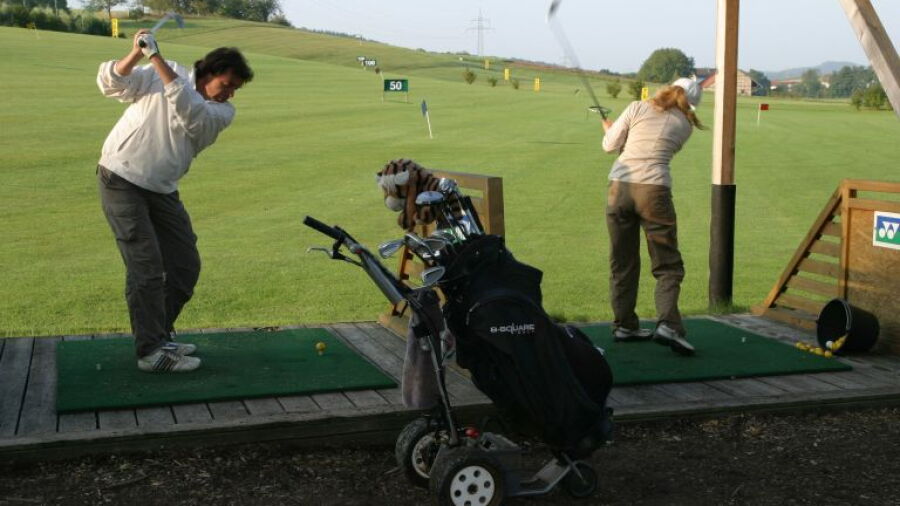 Golfoase Pfullinger Hof GC: driving range