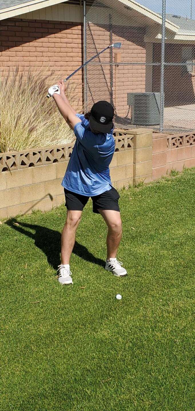 Nice swing (Photo submitted by u000003370075 on 04/04/2022)