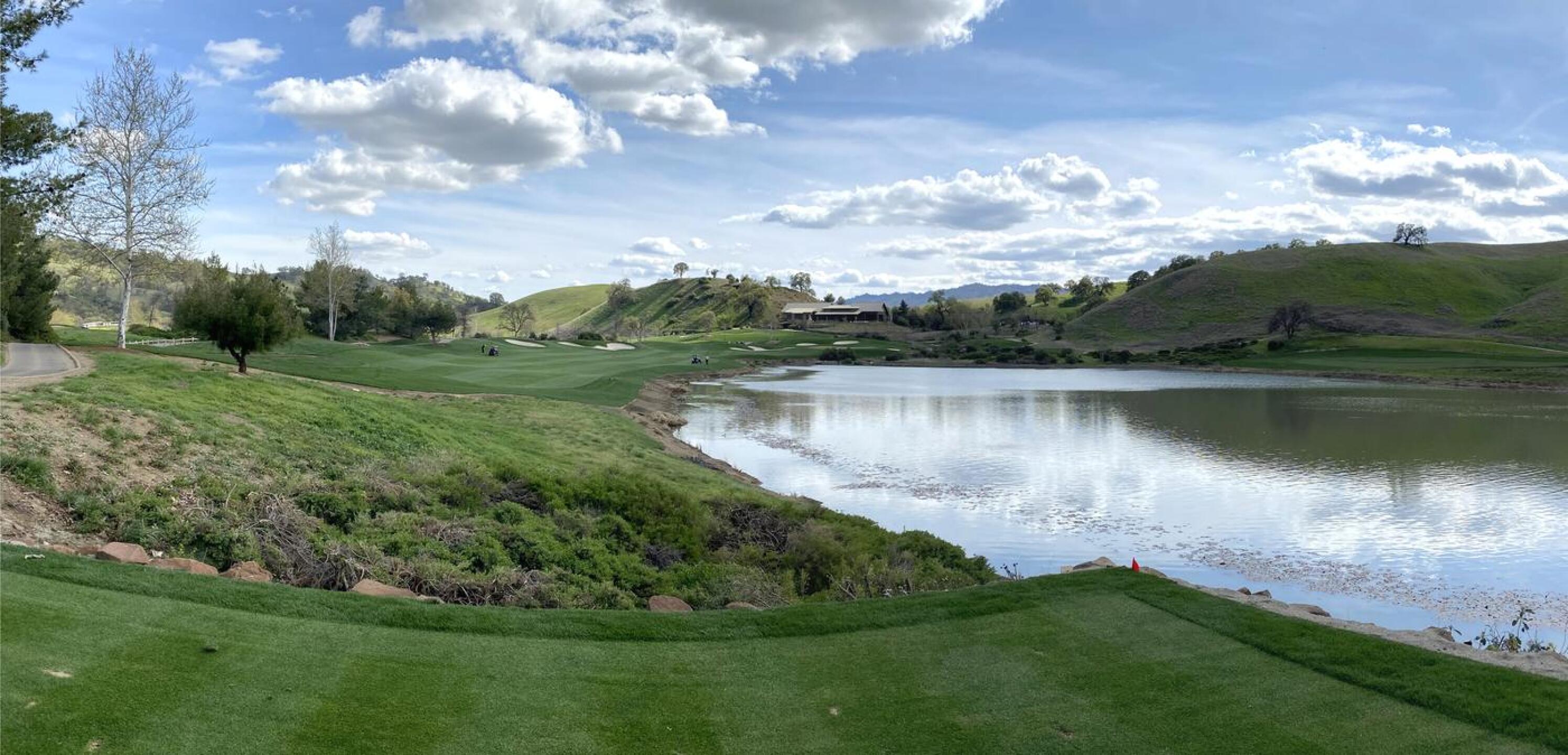 Yocha Dehe GC, Hole 18, Par 4, 443 yds (Photo submitted by DYakimec on 03/18/2020)